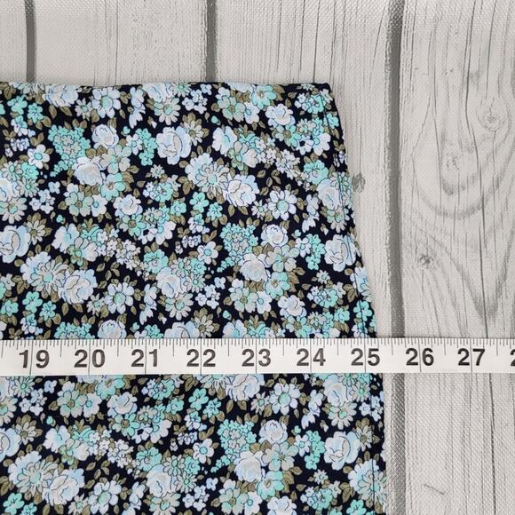 SOHO Jeans New York & Company Floral Top XS - Picture 8 of 11